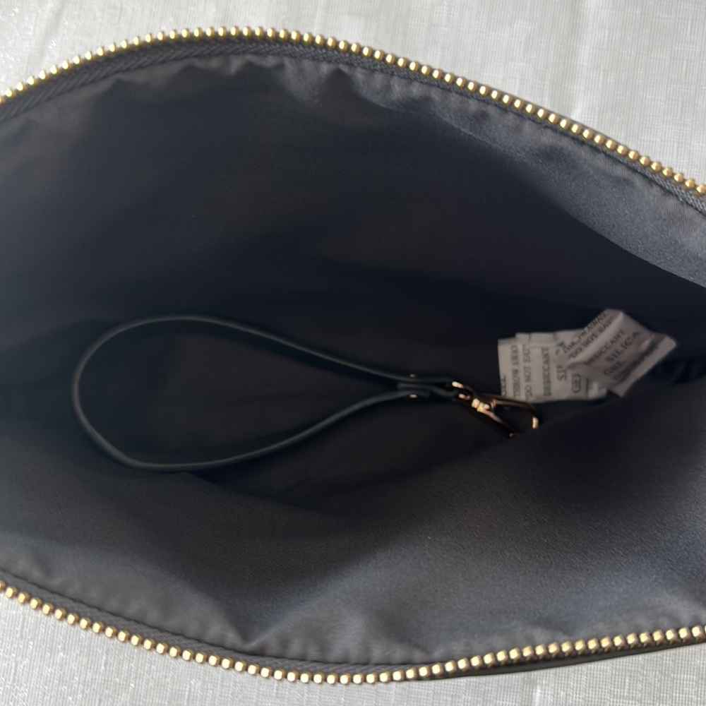 Fawn Design + Cara‎ Loren Changing Clutch - Picture 2 of 2